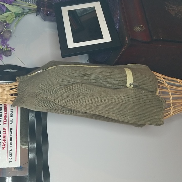 Pure Handknit Small/Medium Olive Green 100% Cotton Long Sleeve Zipper Sweater - Picture 4 of 9